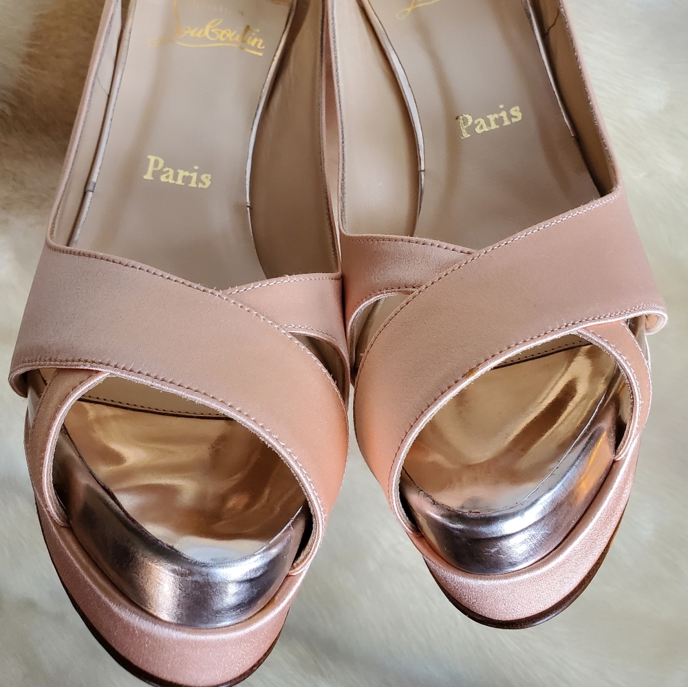 Christian Louboutin Very Croise - Picture 9 of 9